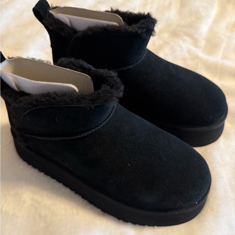 Koolaburra by UGG Suede Platform Ultra Mini Boots